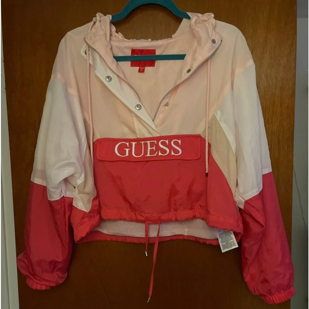GUESS cropped windbreaker pull over hoodie- sz medium - Picture 1 of 4